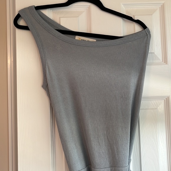 Robber One Shoulder Romper - Picture 4 of 5